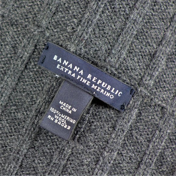 Banana Republic, New Infinity Merino Wool Scarf - Picture 13 of 14